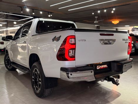 Toyota Hilux CD SRX 4x4 2.8 TDI 16V Diesel Aut.