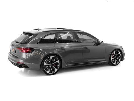 Audi RS4 2.9 Avant V6 TFSI Quattro Tiptronic