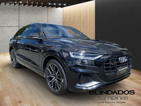 Audi Q8 Perfo. 3.0 TFSI Quattro S-tron/(Híb.)