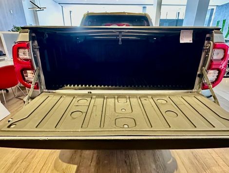 Toyota Hilux SW4 SRV D4-D 4x4 3.0 TDI Dies. Aut