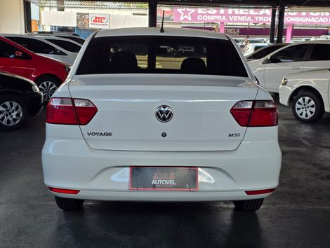 VolksWagen VOYAGE TREND 1.6 Mi Total Flex 8V 4p