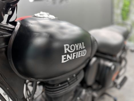Royal Enfield Classic 350 Dark