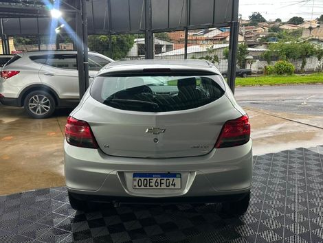Chevrolet ONIX HATCH LT 1.4 8V FlexPower 5p Mec.