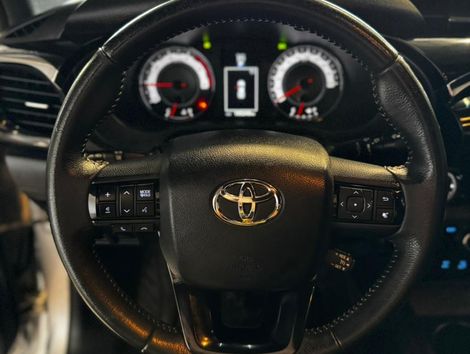 Toyota Hilux CD SRX 4x4 2.8 TDI 16V Diesel Aut.