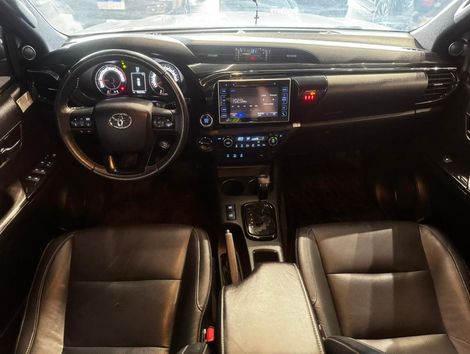 Toyota Hilux CD SRX 4x4 2.8 TDI 16V Diesel Aut.