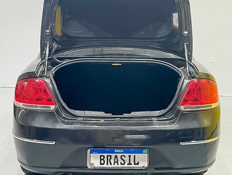 Fiat LINEA ESSENCE 1.8 Flex 16V 4p