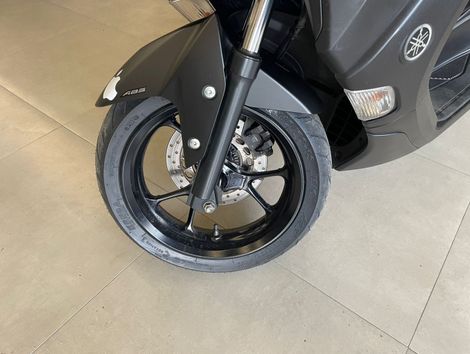 YAMAHA NMAX Connected 160 ABS