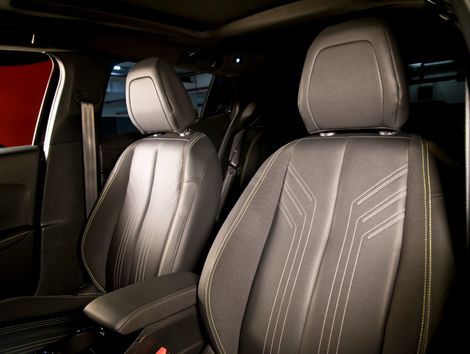 Peugeot 2008 GT 1.0 Turbo Flex 5p Aut.