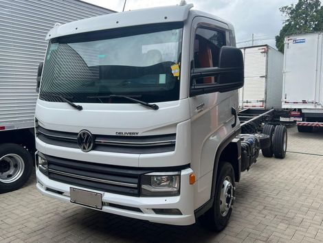 VOLKSWAGEN 11-180 Delivery 4x2 2p (diesel)(E6)