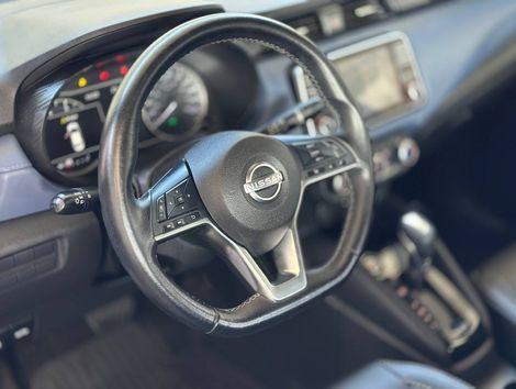 Nissan VERSA Advance 1.6 16V Flex Aut.