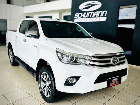 Toyota Hilux CD SRX 4x4 2.8 TDI 16V Diesel Aut.