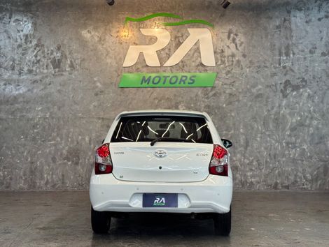 Toyota ETIOS X Plus 1.5 Flex 16V 5p Mec.