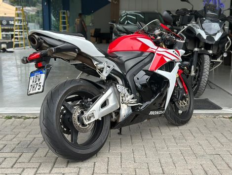 HONDA CBR 600 RR