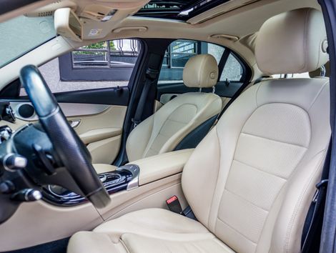 Mercedes C-200 Avantgarde 2.0 TB 16V 184cv Aut.