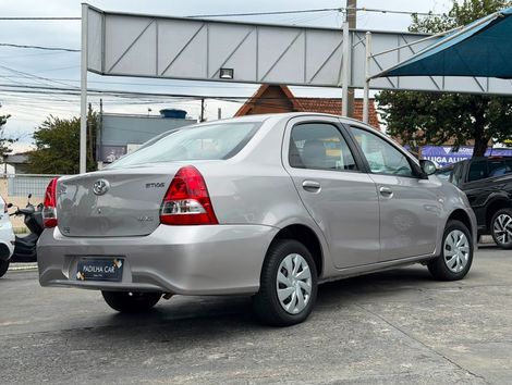 Toyota ETIOS XS Sedan 1.5 Flex 16V 4p Aut.