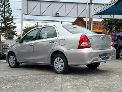 Toyota ETIOS XS Sedan 1.5 Flex 16V 4p Aut.