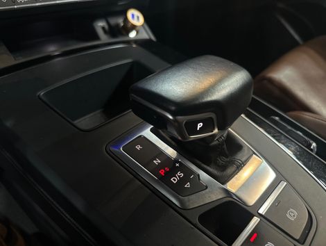 Audi Q5 SPB. S-Line Black 2.0 TFSI Qua.S-Tron