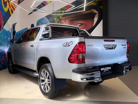 Toyota Hilux CD SRX 4x4 2.8 TDI 16V Diesel Aut.