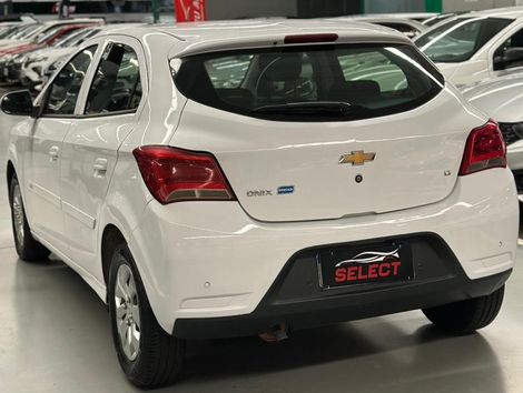 Chevrolet ONIX HATCH LT 1.0 8V FlexPower 5p Mec.