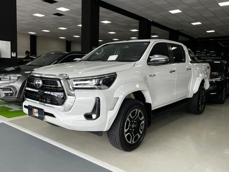 Toyota Hilux CD SRX 4x4 2.8 TDI 16V Diesel Aut.