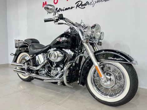 Harley SOFTAIL DELUXE  FLSTN