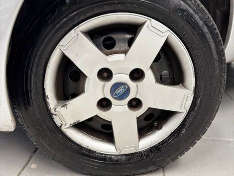 Ford Ka GL 1.0i Zetec Rocam