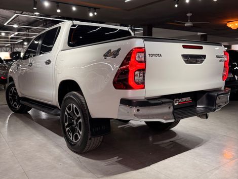 Toyota Hilux CD SRX 4x4 2.8 TDI 16V Diesel Aut.