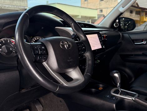 Toyota Hilux CD SRX 4x4 2.8 TDI 16V Diesel Aut.