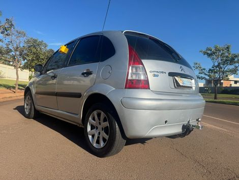 Citroën C3 GLX 1.4/ GLX Sonora 1.4 Flex 8V 5p