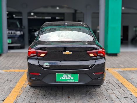 Chevrolet ONIX SEDAN Plus LT 1.0 12V Flex 4p Mec.