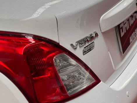 Nissan VERSA S 1.6 16V Flex Fuel 4p Mec.