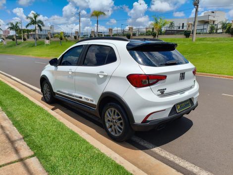 Fiat ARGO TREKKING 1.8 16V Flex Aut.