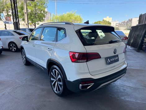 VolksWagen TAOS Highline 1.4 250 TSI Flex Aut.