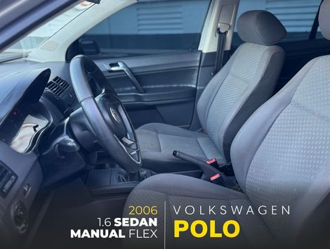 VolksWagen Polo Sedan 1.6 Mi Total Flex 8V 4p