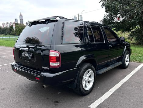 Nissan Pathfinder SE Luxo 3.5 V6 24V 243cv