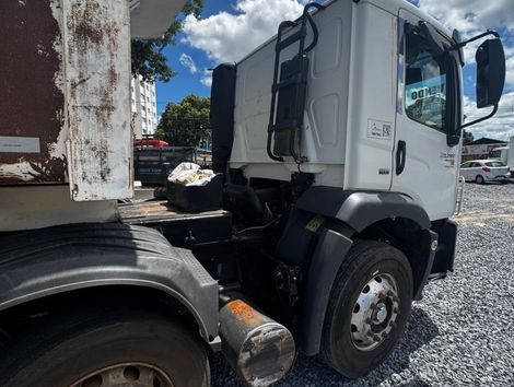 VOLKSWAGEN 24-280 E Constel. 6x2 2p (diesel)(E5)