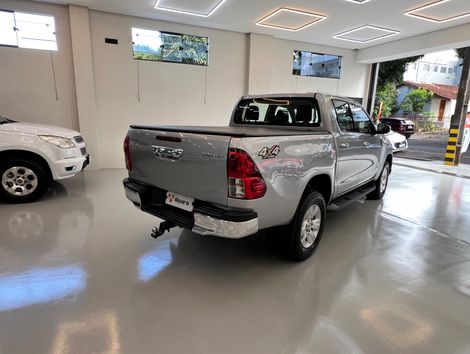 Toyota Hilux CD SR 4x4 2.8 TDI Diesel Aut.