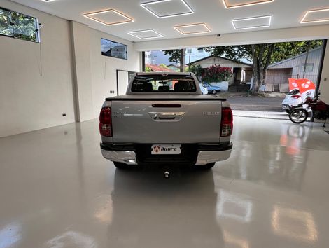 Toyota Hilux CD SR 4x4 2.8 TDI Diesel Aut.