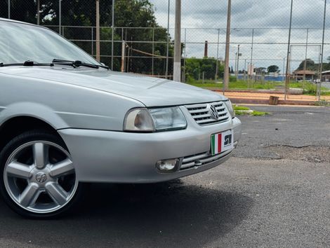 VolksWagen Santana 2.0 Mi 2p e 4p