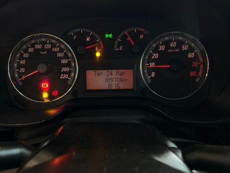 Fiat Punto  ELX 1.4 Fire Flex 8V 5p