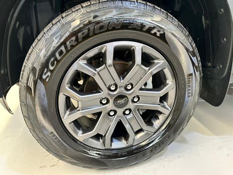 Ford Ranger Black 2.0 4x2 CD TB Diesel Aut.