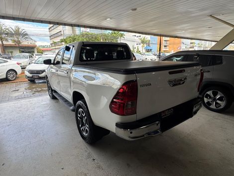 Toyota Hilux CD SR 4x4 2.8 TDI Diesel Aut.