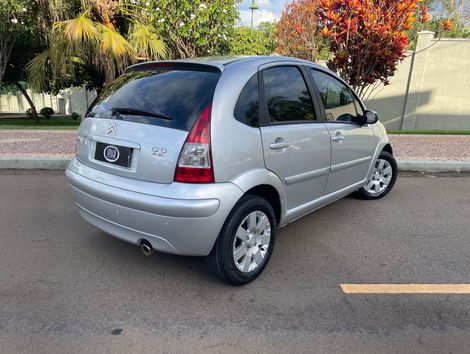 Citroën C3 GLX 1.4/ GLX Sonora 1.4 Flex 8V 5p