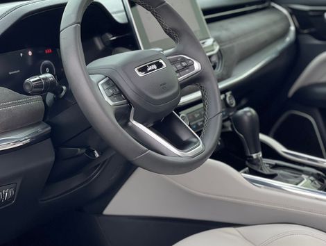 Jeep Commander Overland T270 1.3 TB Flex Aut.