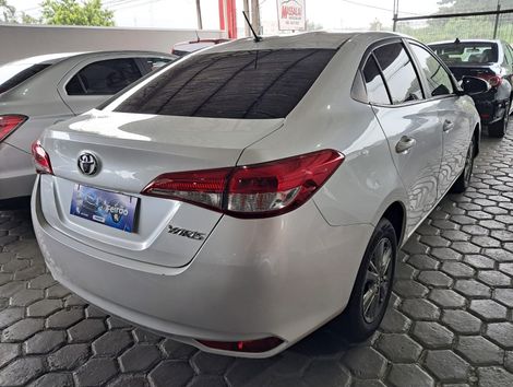 Toyota YARIS XLS Connect 1.5 Flex 16V 5p Aut.