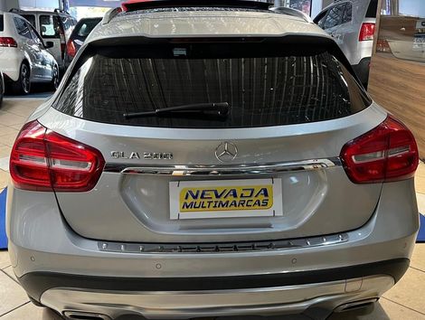 Mercedes GLA 200 Advance 1.6/1.6 TB 16V Flex Aut.