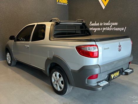 Fiat Strada Freedom 1.4 Flex 8V CD