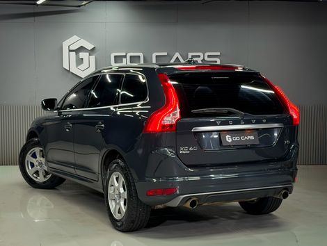 Volvo XC 60 T-5 R-DESIGN 2.0 FWD 5p