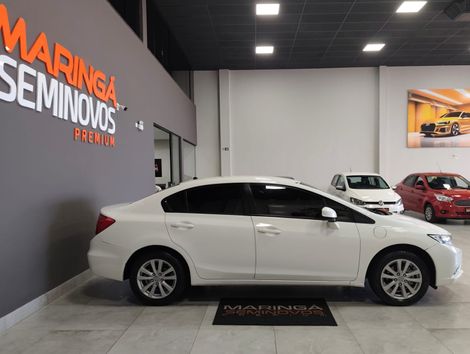 Honda Civic Sedan LXS 1.8/1.8 Flex 16V Aut. 4p
