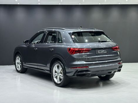 Audi Q3 Prest. 1.4 TFSI Flex/Prest. S-tronic